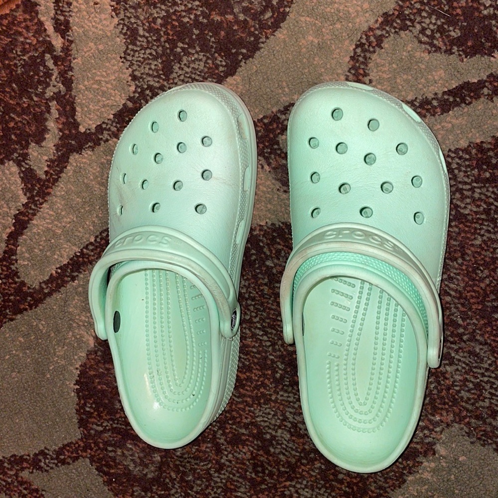 Crocs